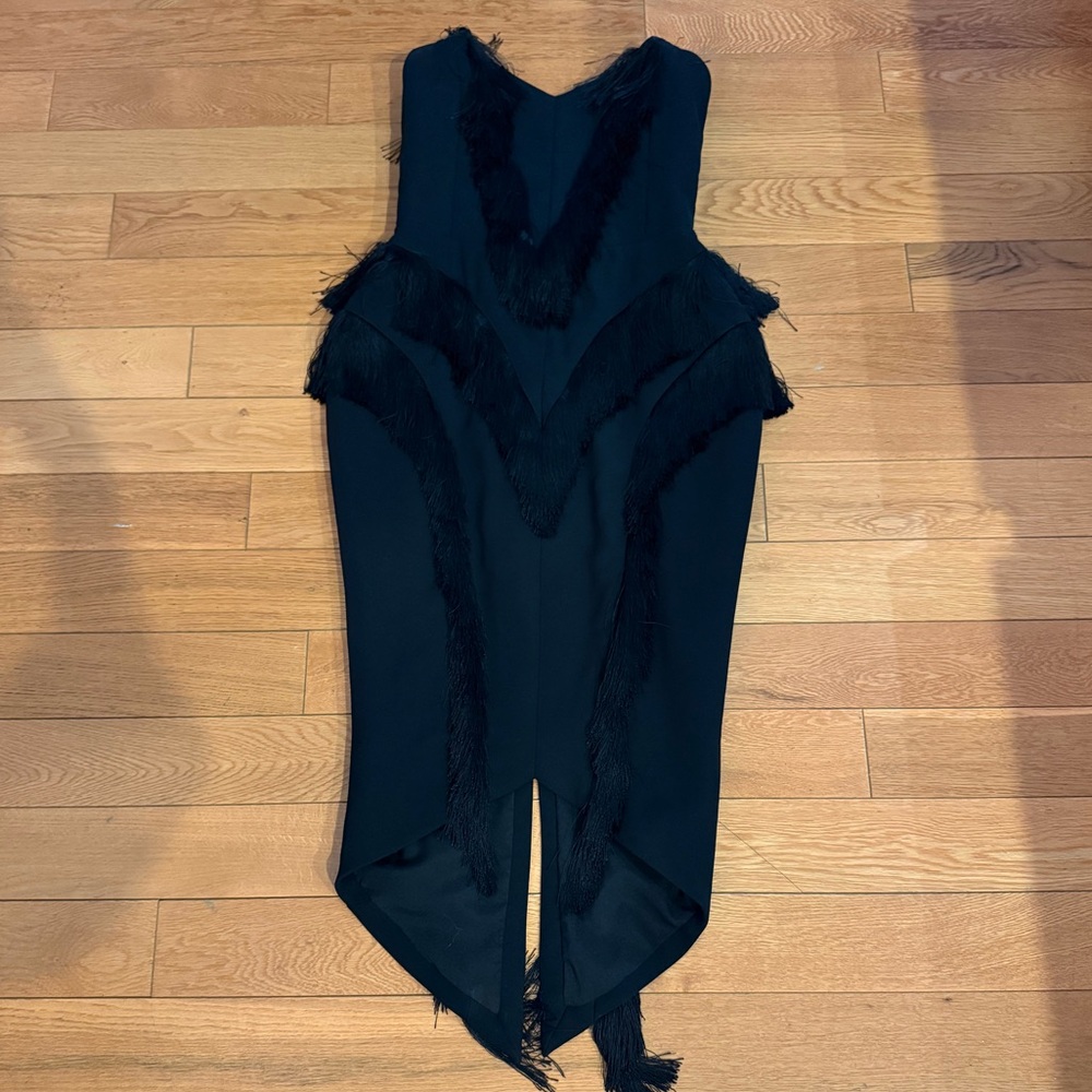 MISHA COLLECTION Elegant Black Attire - Picture 2 of 12